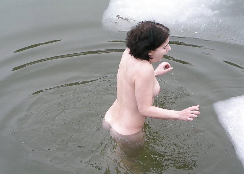 25P Russian Epiphany bathing! Amateur!