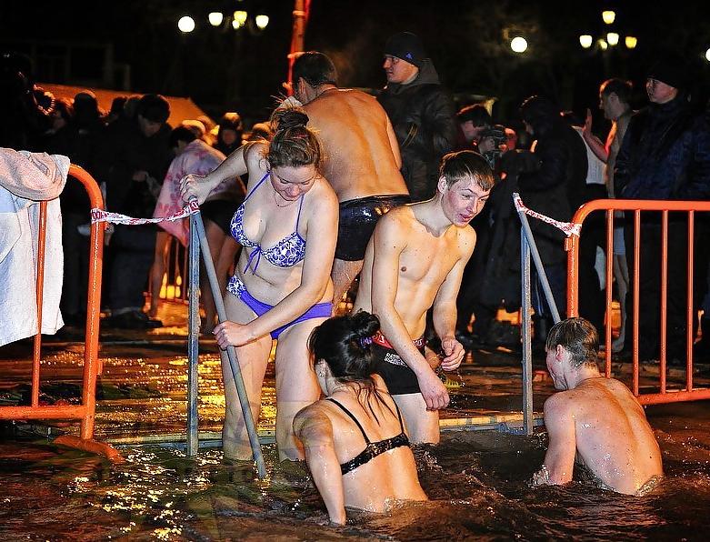 25P Russian Epiphany bathing! Amateur!