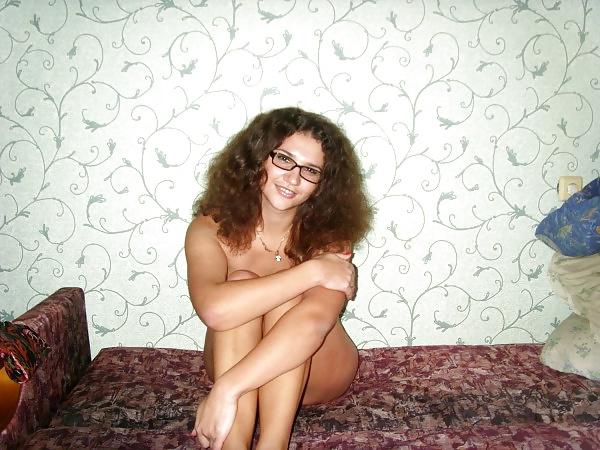 25P Amateur Russian Big Boobs Red