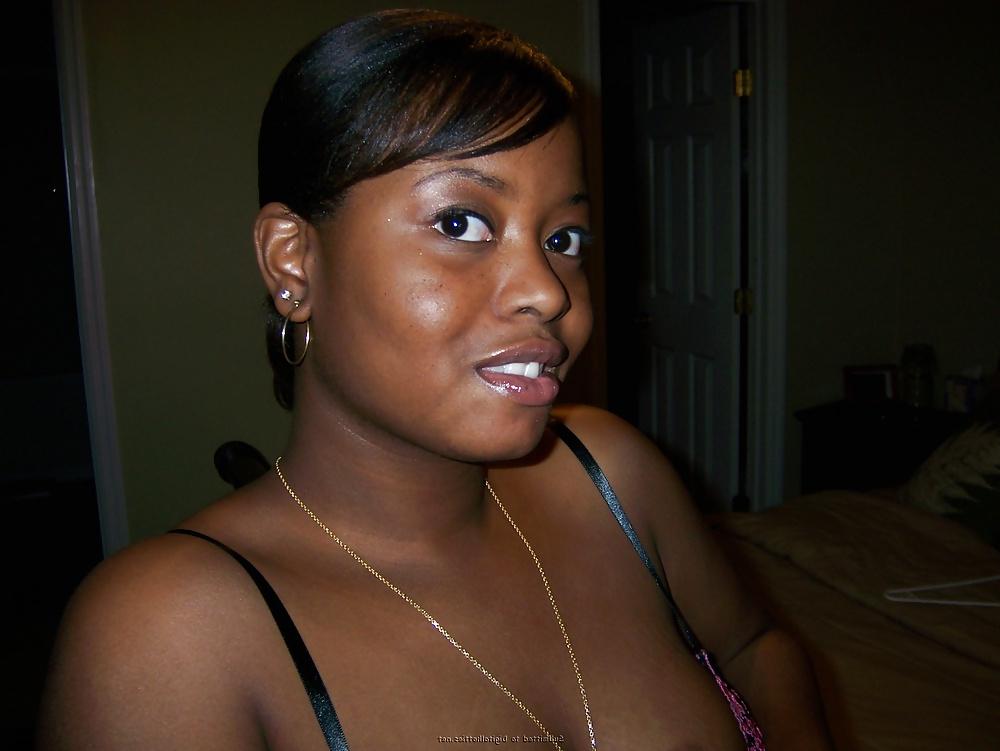 25P Amateur Ebony booty Ex Gf Takes Big Cock (WheelSex)