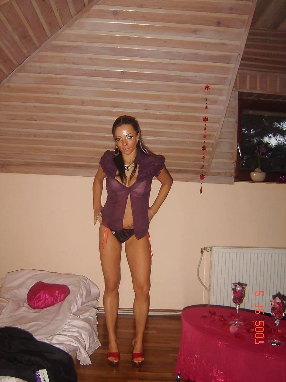 25P Perfect french milf amateur