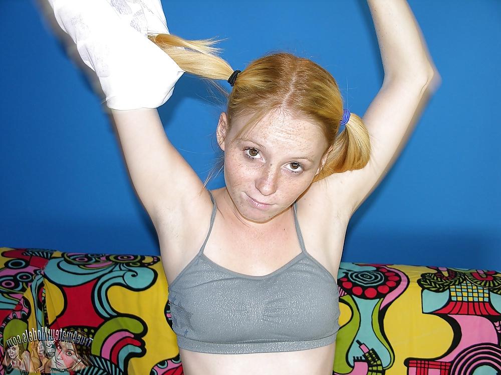 22P Amateur Redhead Teen Nude