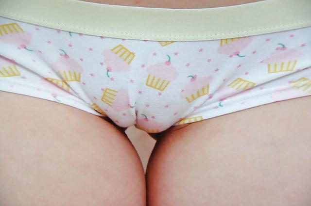 10P Amateur Camel Toes