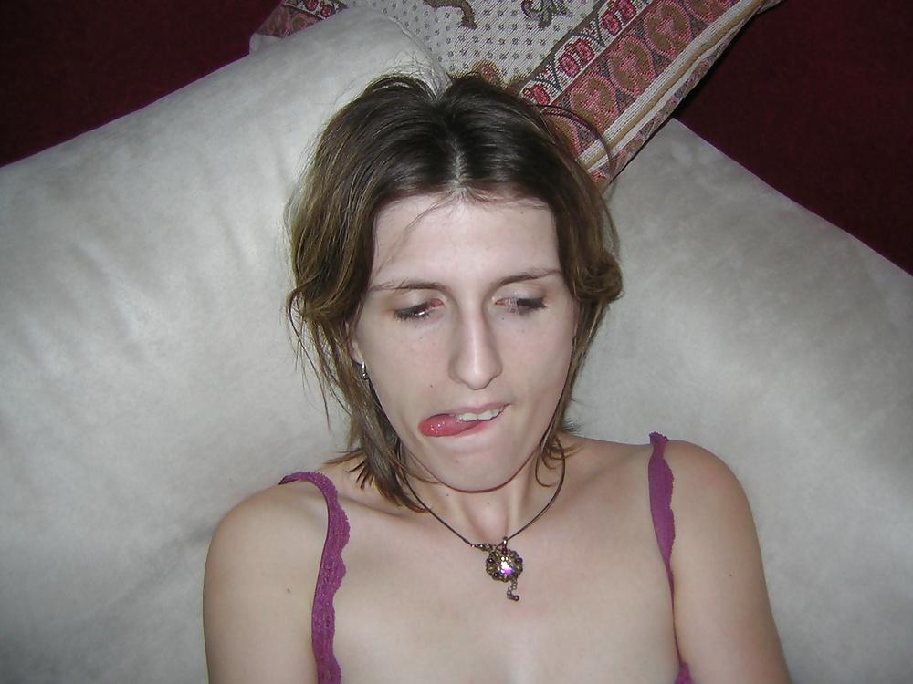 25P Sexy french amateur do strip and more