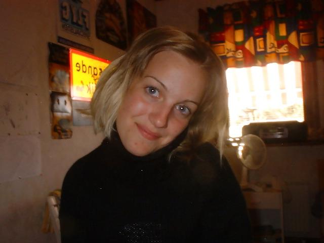 13P Amateur Girl Rubita Blowjob and Facial