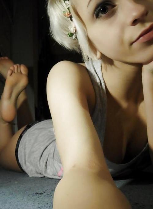 25P Feet & Socks Mix - Amateur