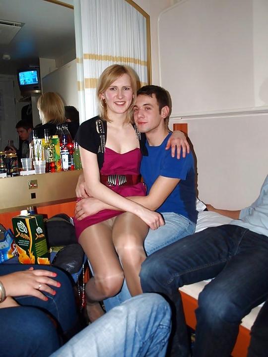 25P Amateur Upskirt in hose