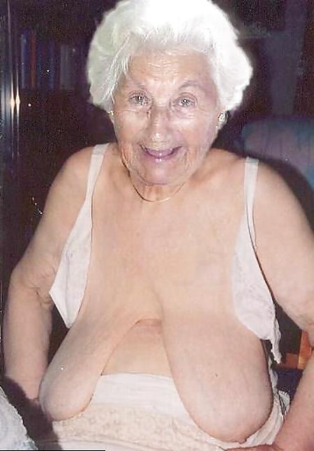 25P Oldest Grannies! Amateur!