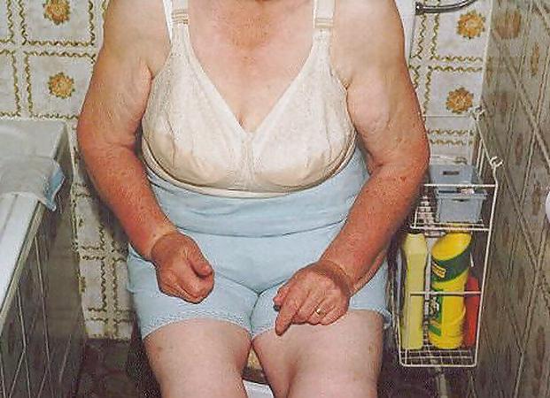 25P Oldest Grannies! Amateur!