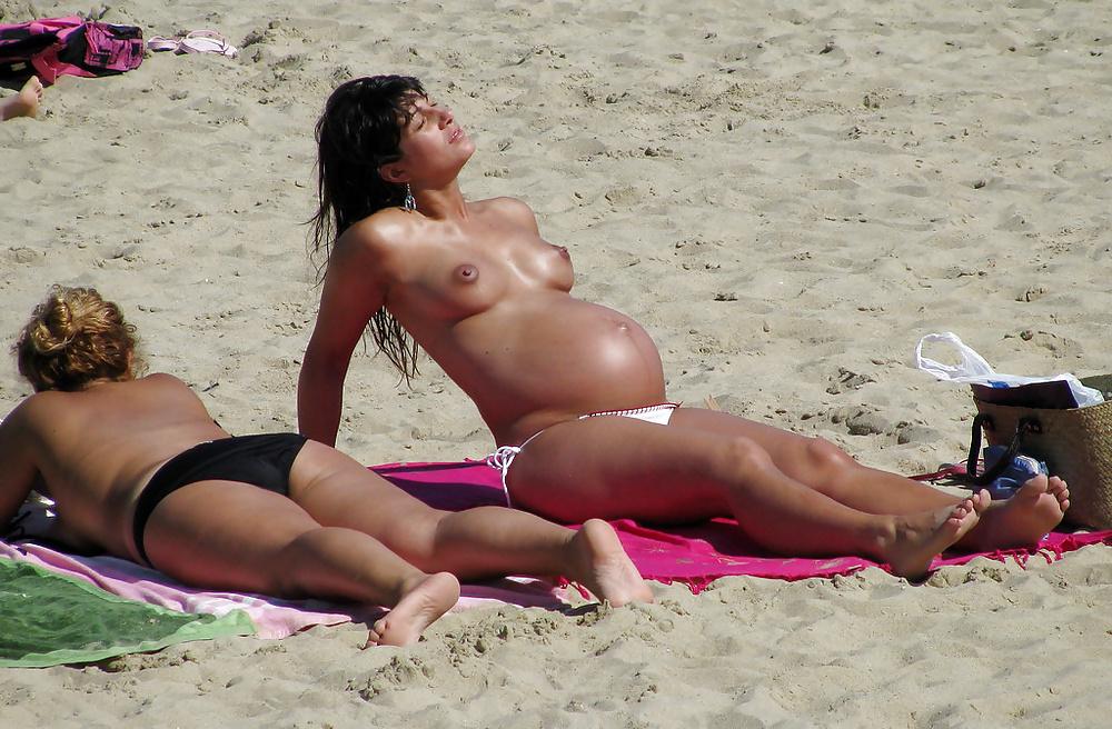 25P Pregnant amateur private colection...if you know her