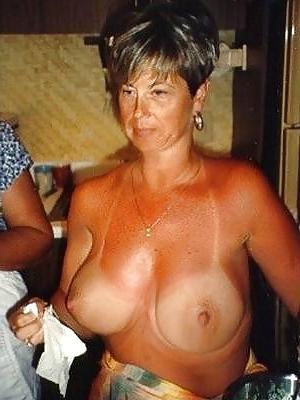 20P Mature Amateur Ladies 5