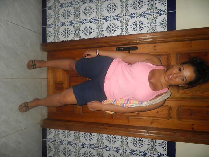 21P Salope beurette facebook amateur feet