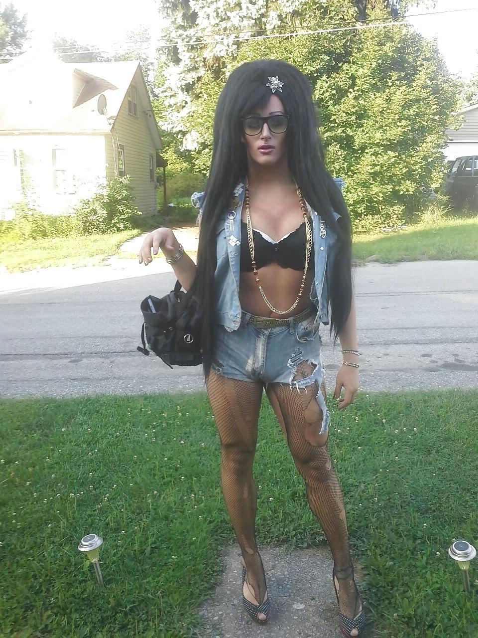 25P Convincing amateur hot crossdressers so stunning