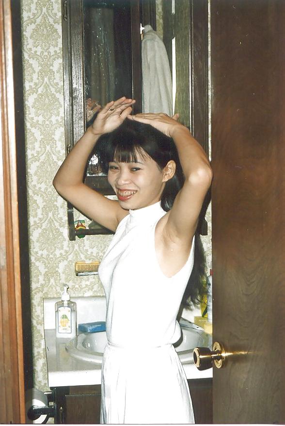 20P Amateur Asian Wife