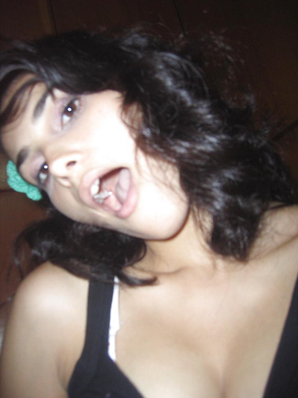 25P Super-Hot Amateur Girlfriend