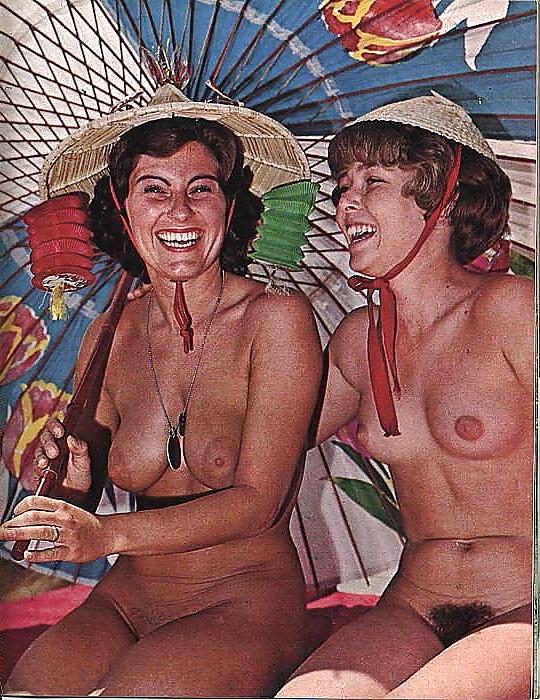 19P Amateur mature vintage ladies 2.