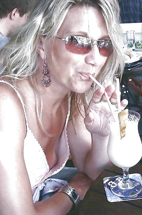 25P Downblouse Amateur - Nice Nip Show