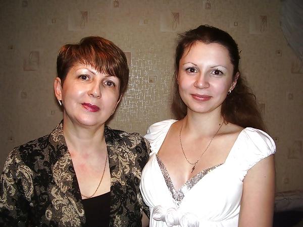 11P Mature Moms! Amateur mixed!
