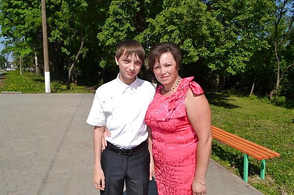 11P Mature Moms! Amateur mixed!