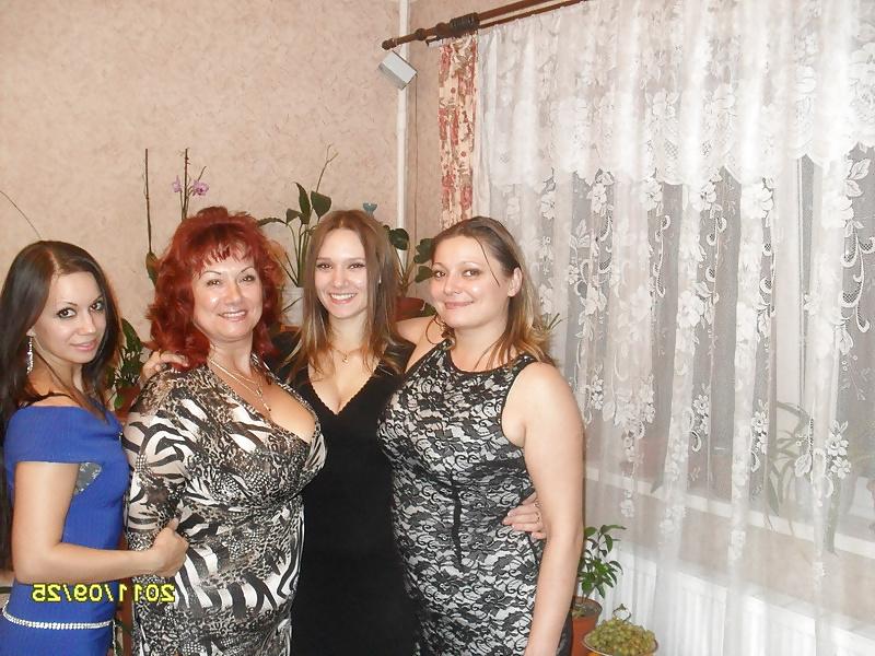 11P Mature Moms! Amateur mixed!