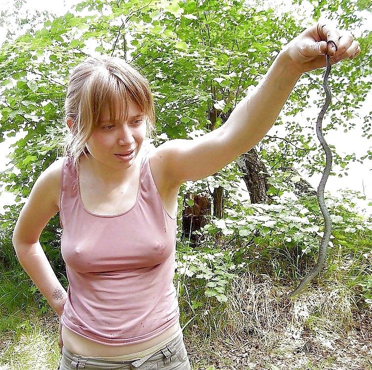 25P Braless pookies amateur