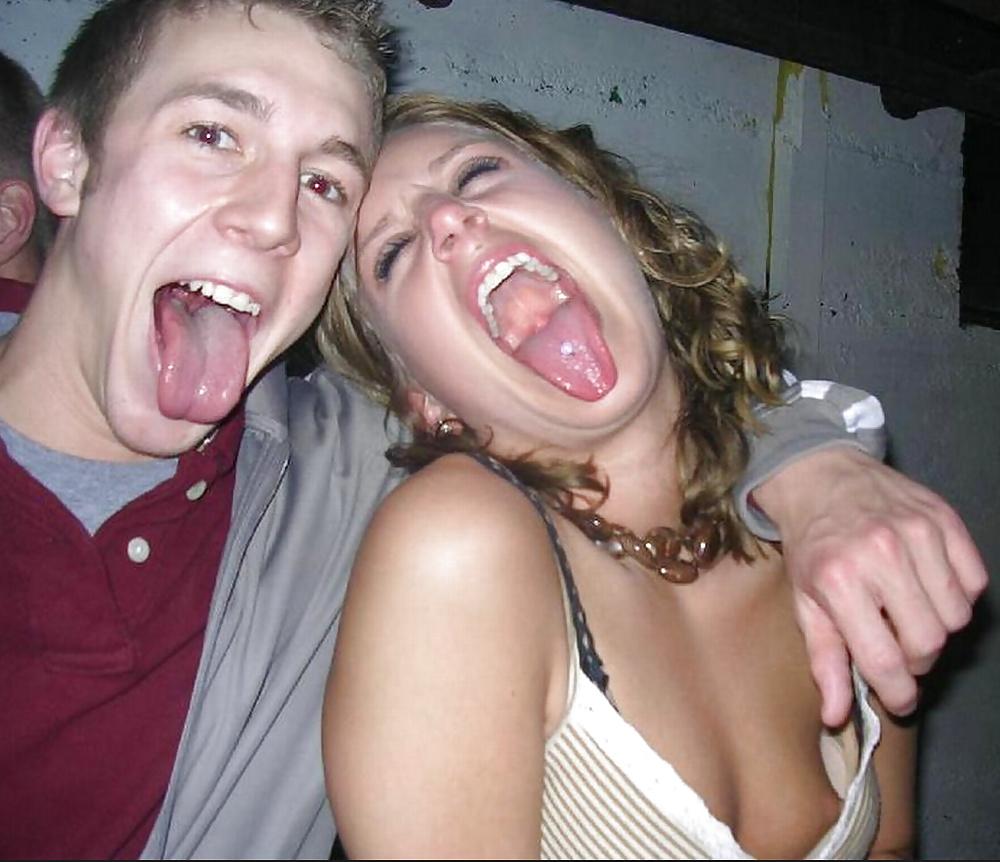 25P Amateur Down Blouse babes