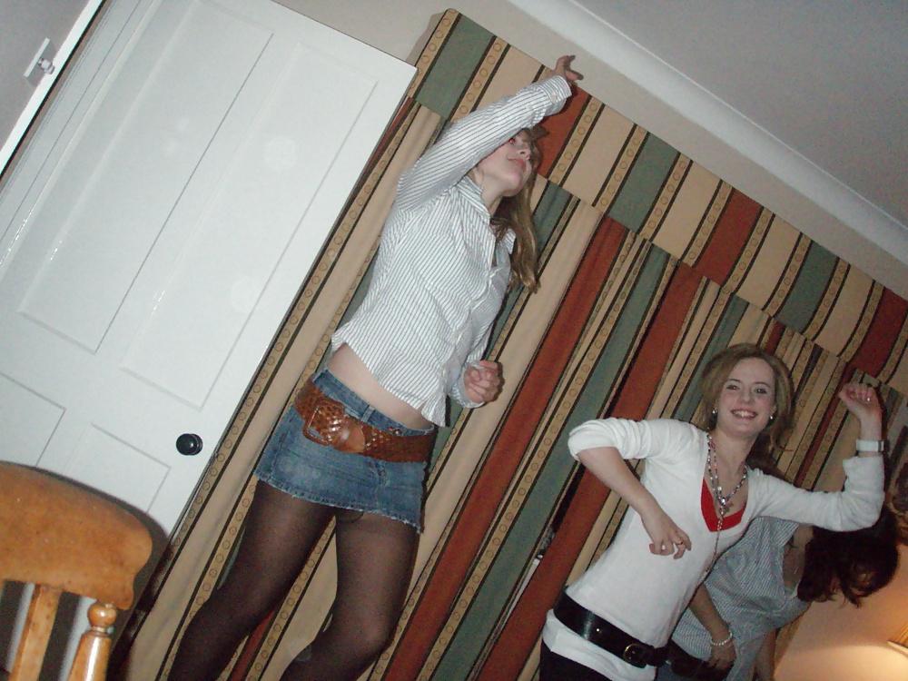 25P Amateur ladies in pantyhose-are you looking up my skirt? 4