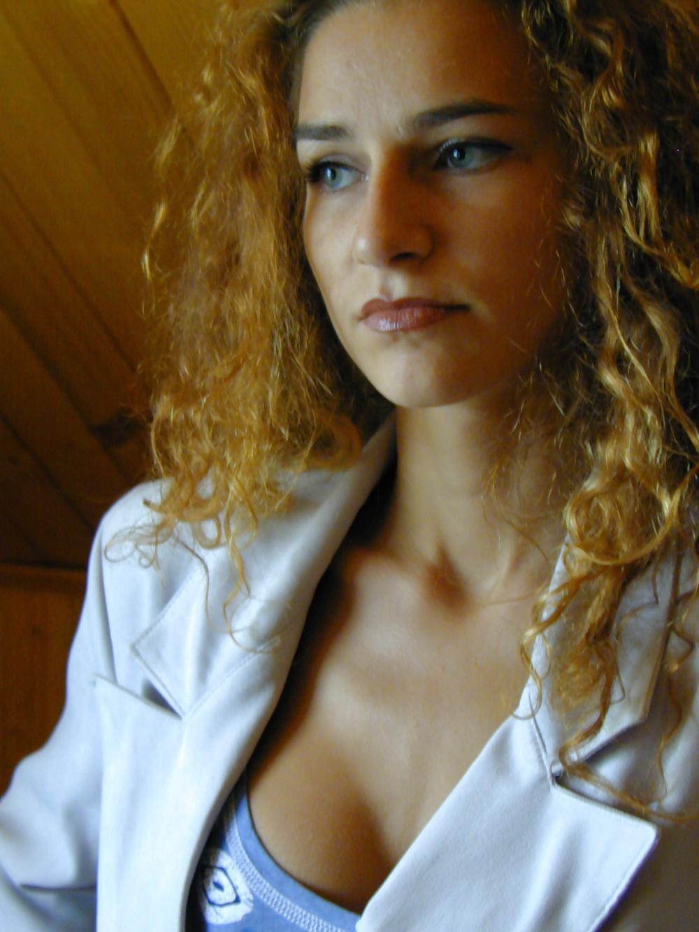 25P Big set of redhead amateur