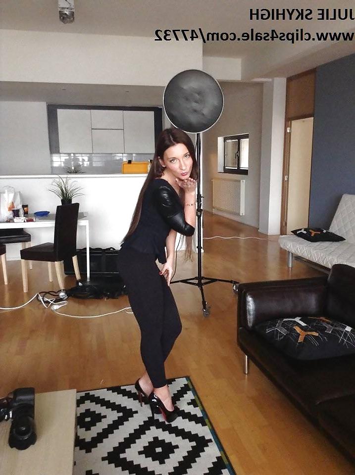 25P My sexy feet arch barefoot & designer high heels amateur