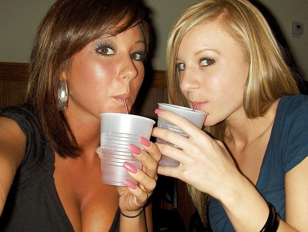 25P Busty Amateur Babes Selection