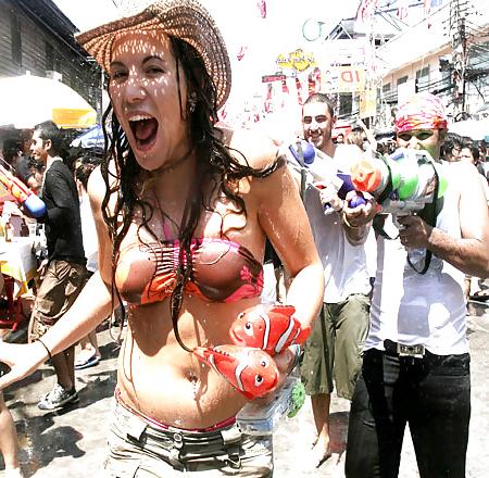 25P Amateur Self Shot Songkran Festival Thailand Funny Day