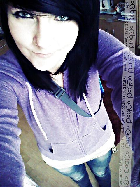 25P Cute german amateur teen badoo