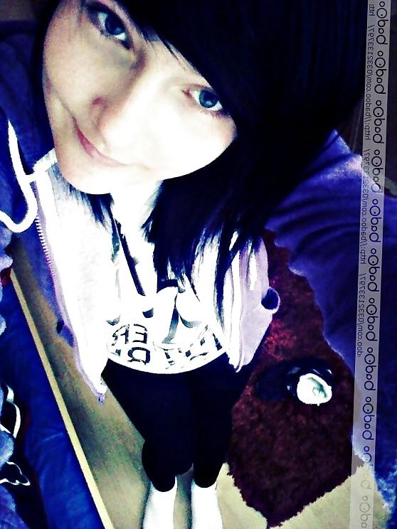25P Cute german amateur teen badoo