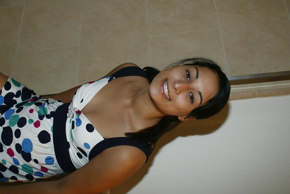 25P Arab amateur teen