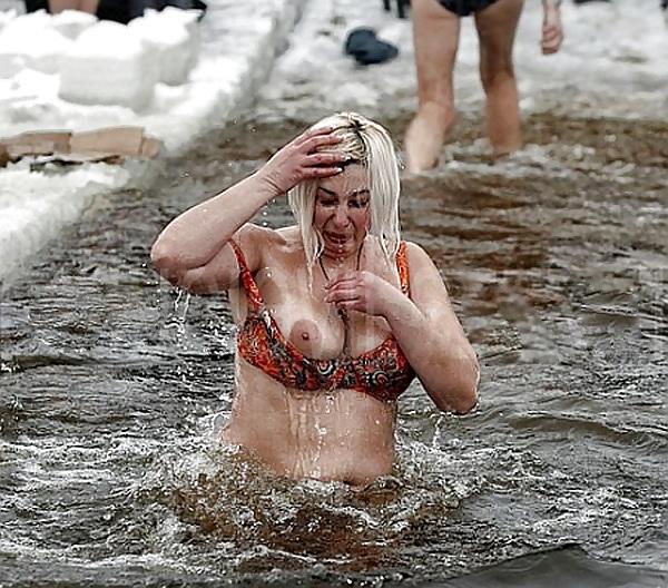 25P Russian Epiphany bathing! Amateur!