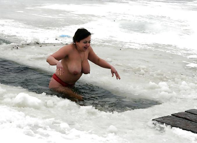 25P Russian Epiphany bathing! Amateur!