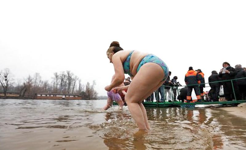 25P Russian Epiphany bathing! Amateur!