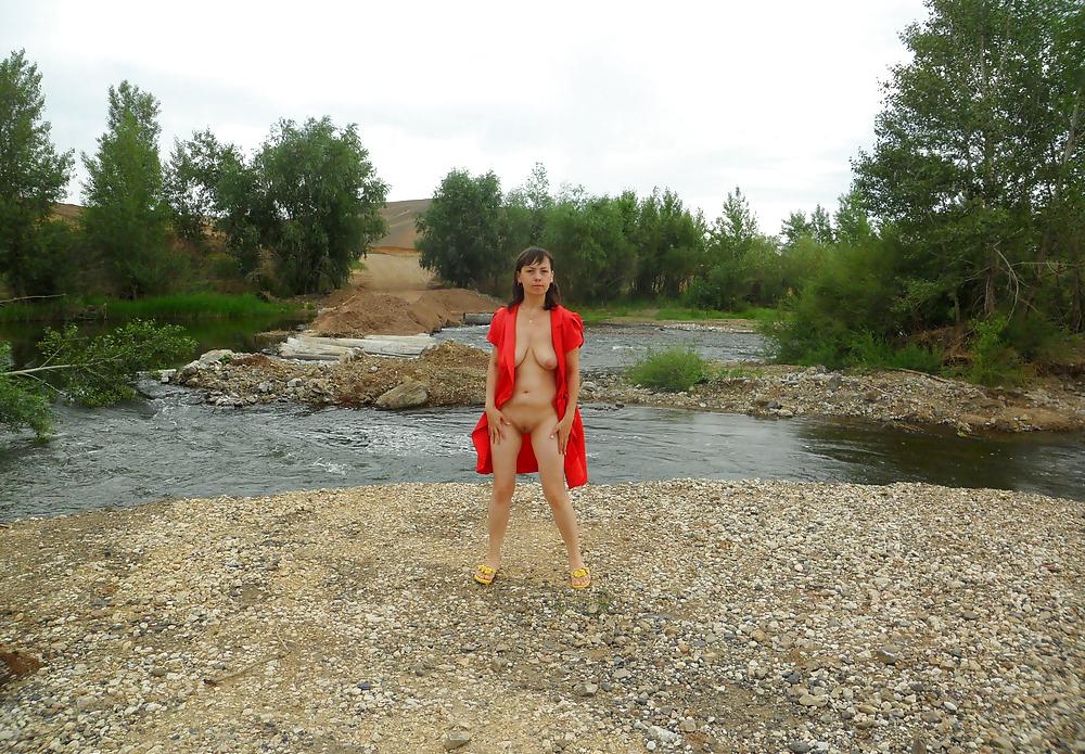 25P Russian whore. Amateur erotica.