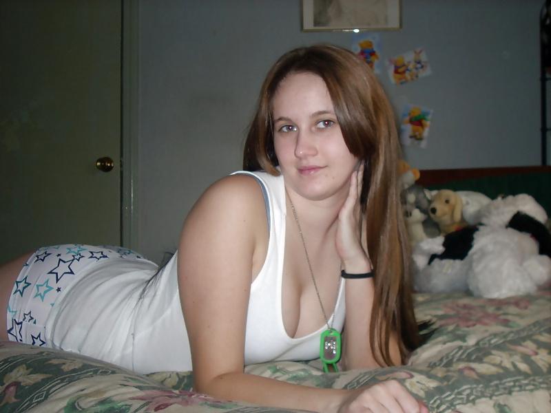 25P Pretty Amateur Teen Fuck