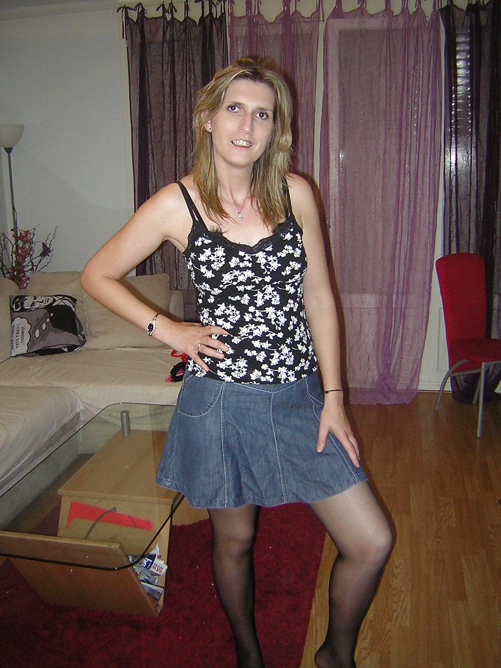 13P French amateur Aline in sexy clothing 1