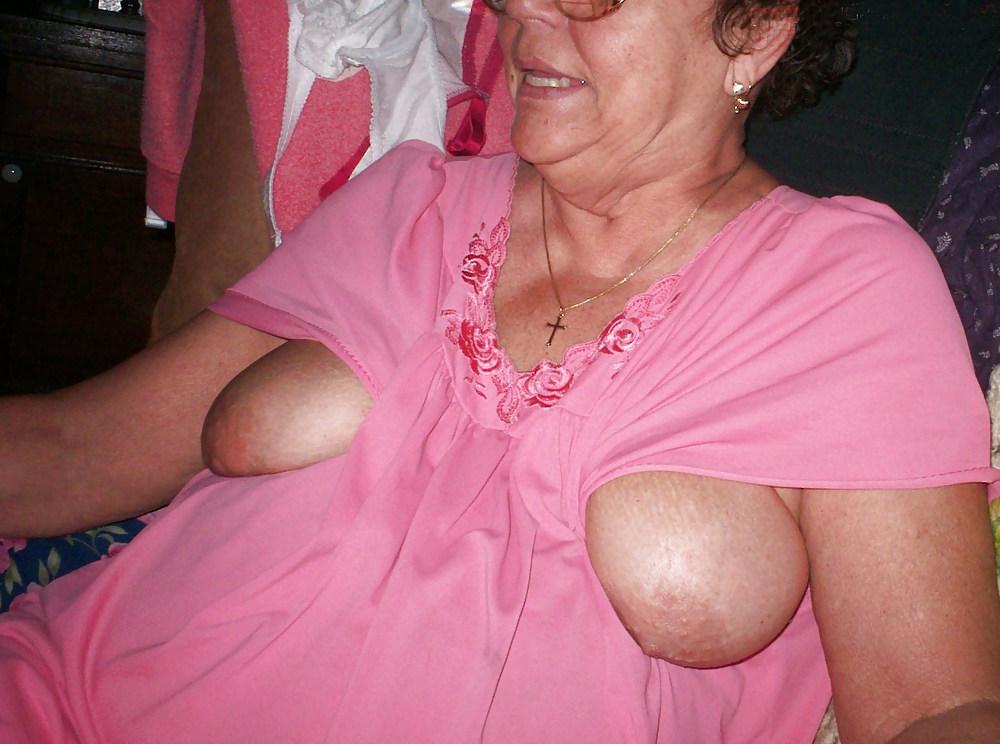 25P Mature Lady Amateur
