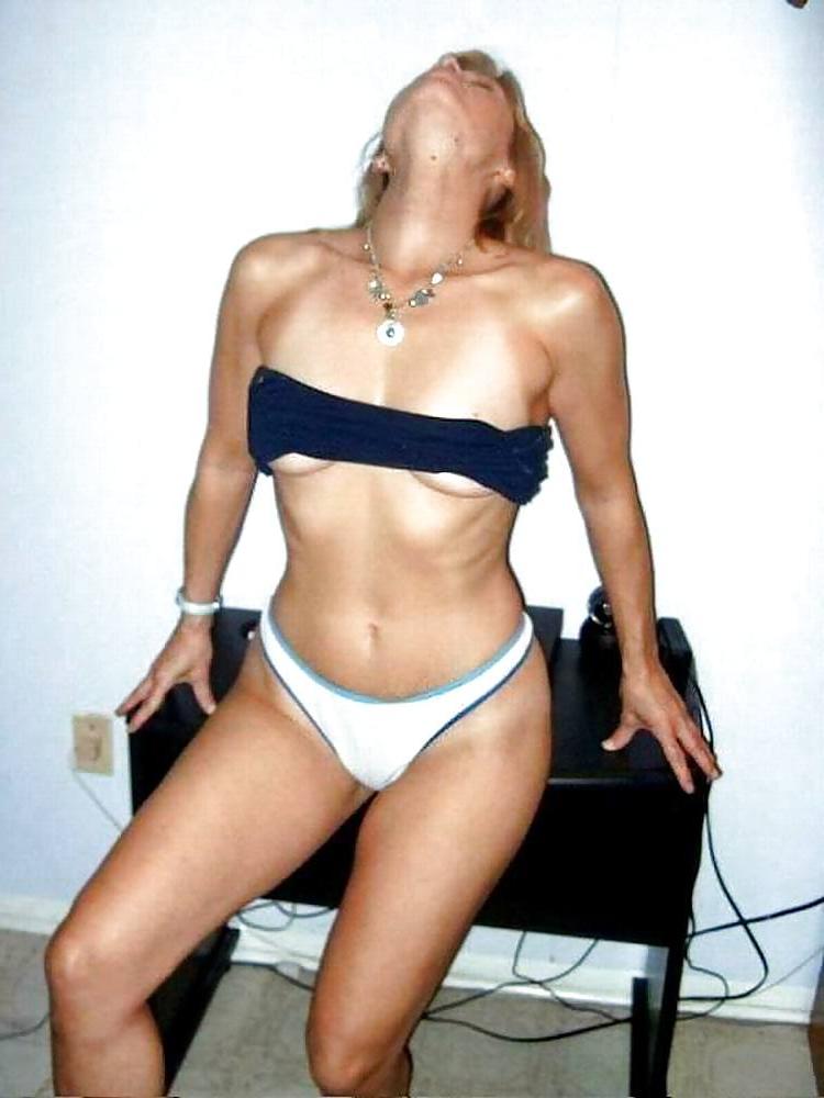 25P Mature blonde amateur