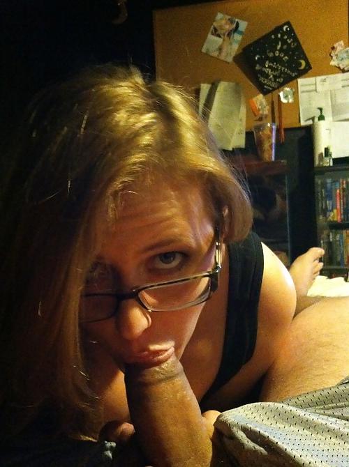 25P Amateur Blowjob 6