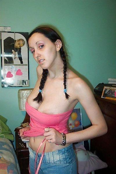 25P Hot Amateur Tenny Vicky with BIG Tits