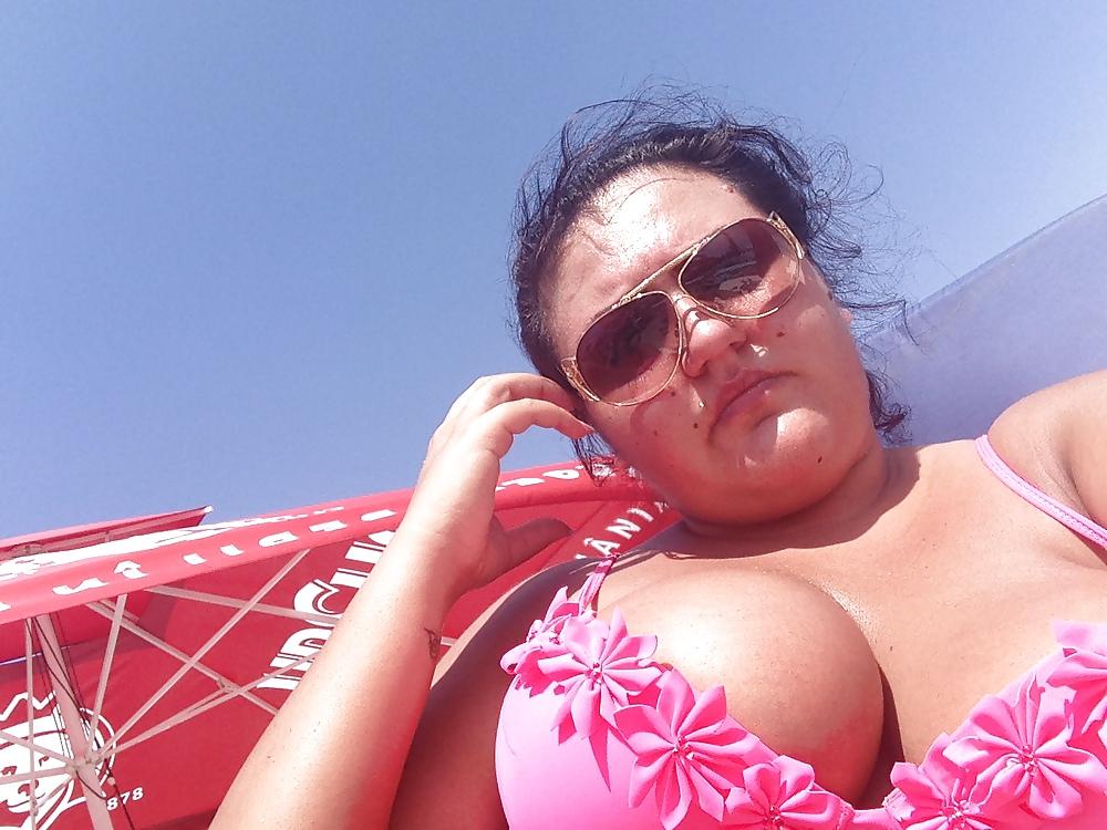 10P Romanian amateur bbw
