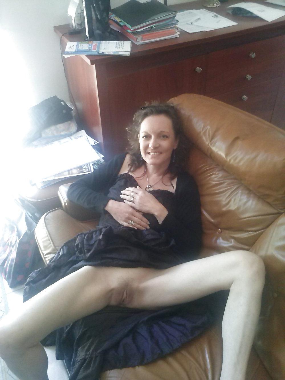 8P French milf amateur
