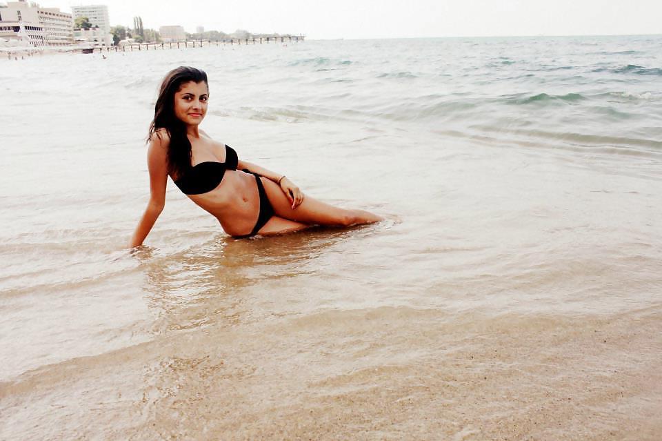 25P Bulgarian amateur girls tits pt.4