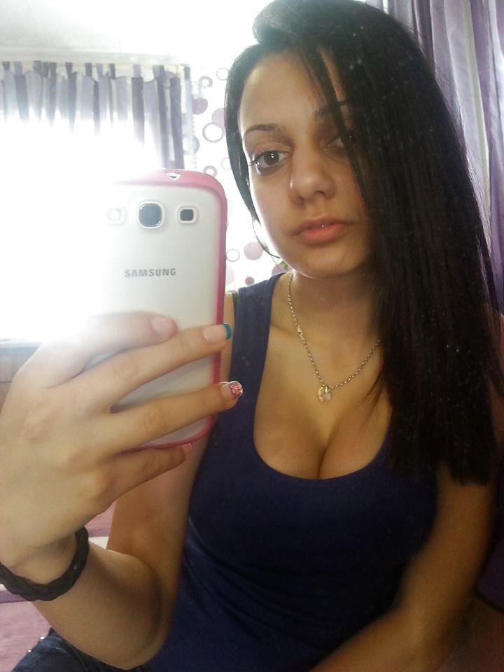 25P Bulgarian amateur girls tits pt.7