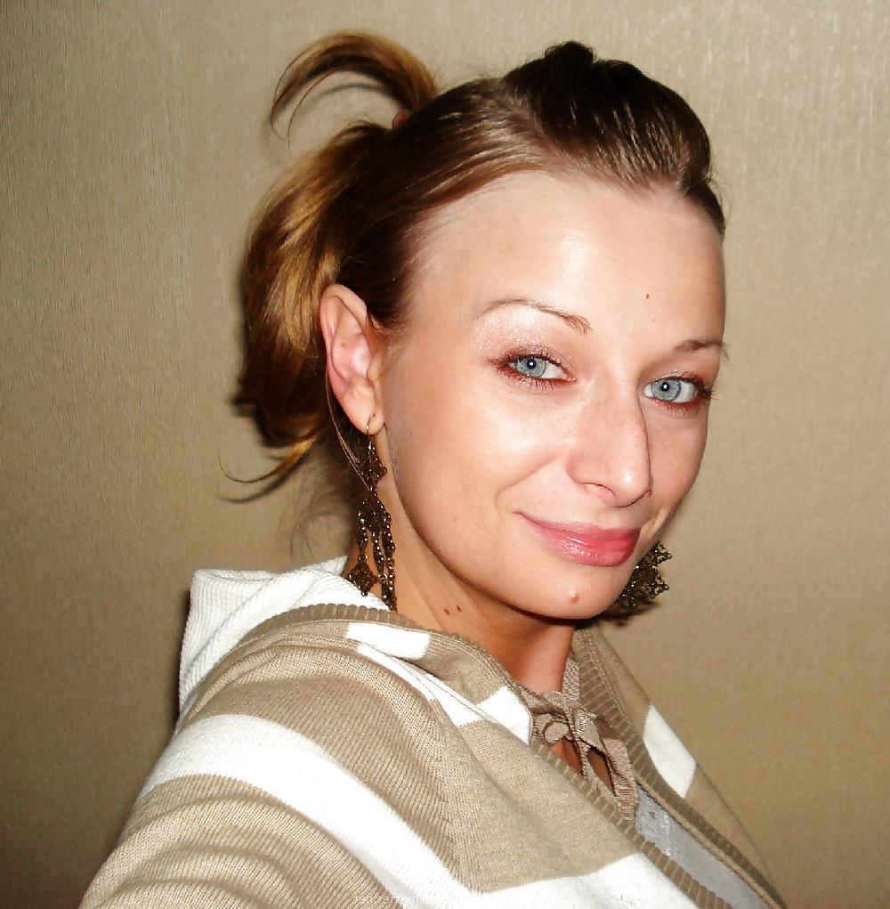 14P Amazing Amateur MILF With Big Natural Tits by DarKKo