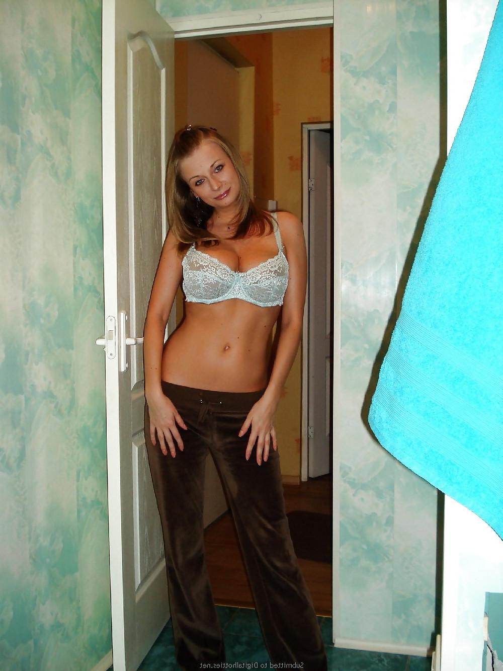 14P Amazing Amateur MILF With Big Natural Tits by DarKKo